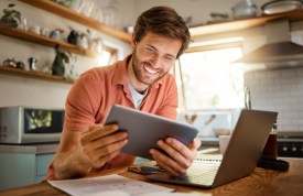 Exploring the Benefits of Integrating Smart Technology in Your Kitchen